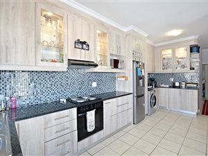 3 Bed Townhouse in Blue Downs