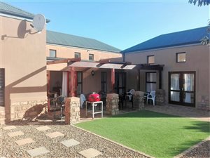 3 Bed House in Atlantic Beach Golf Estate