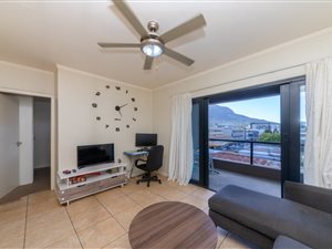 1 Bed Apartment in Claremont Upper