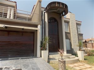 5 Bed House in Bendor