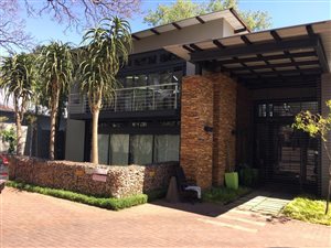 128 m² Commercial space in Parkwood