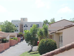 3 Bedroom Townhouse in Pearl Rise