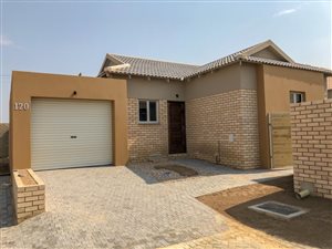 3 Bed House in Hansmoeskraal