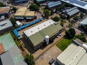 3400 m² Commercial space in Gateway Industrial Park