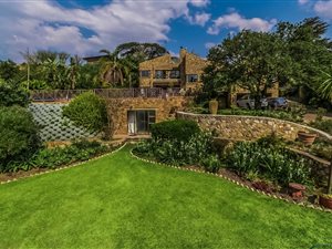 4 Bed House in Quellerina