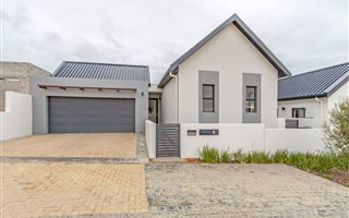 3 Bedroom House in Sitari