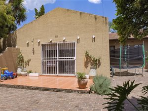 3 Bed House in President Ridge
