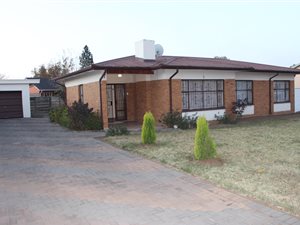 3 Bed House in Ncandu Park