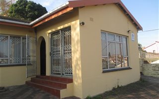 3 Bedroom House in Kharwastan