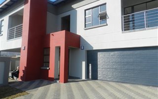 3 Bedroom House in Kameelfontein and surrounds