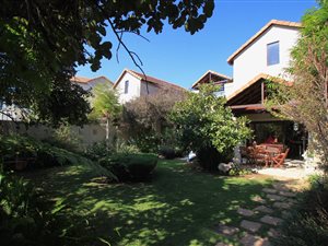 2 Bed Townhouse in Fourways