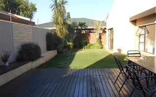 3 Bedroom House in Alphen Park