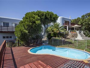 3 Bed House in Capri Village