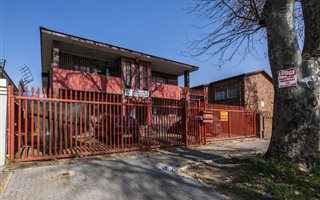 1 Bedroom Apartment in Turffontein