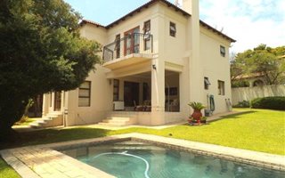4 Bedroom House in Dainfern Valley