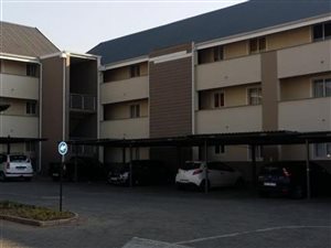 2 Bed Apartment in Vanderbijlpark Central