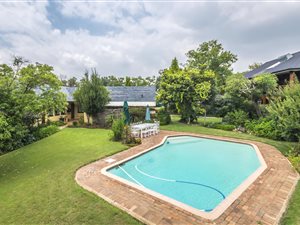 7 Bed House in Beverley Gardens