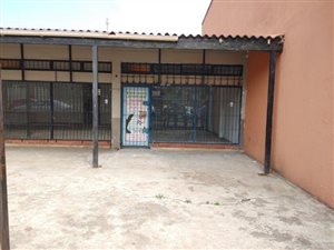 133 m² Commercial space in Mobeni