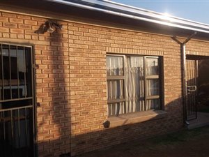 3 Bed House in Geluksdal
