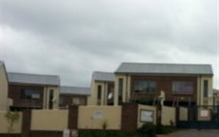 2 Bedroom Duplex in Krugersdorp North
