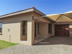 3 Bedroom Townhouse in Minerva Gardens