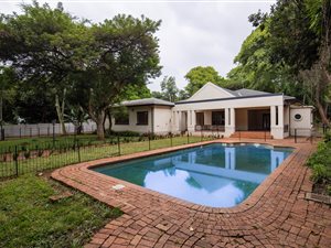 5 Bedroom House in Waterkloof