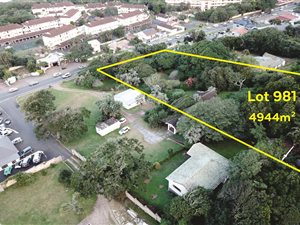 4944 m² Land available in Shelly Beach