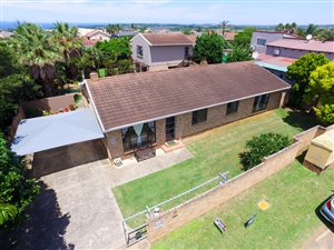 3 Bed House in Gonubie