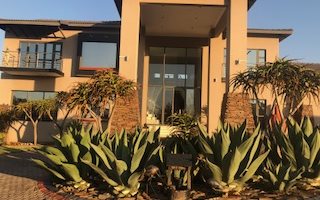 5 Bedroom House in Rietfontein