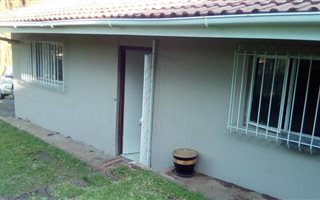 1 Bedroom Garden Cottage in Hillcrest Central