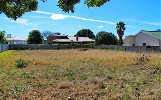 952 m² Land available in Hartenbos Heuwels