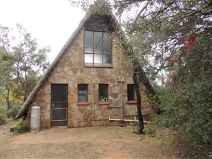 2 Bed Townhouse in Buffelspoort