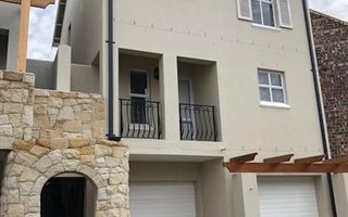 2 Bedroom House in Stellenbosch Central