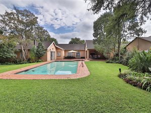5 Bed House in Lyttelton Manor