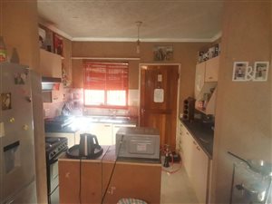 4 Bed House in Blomanda