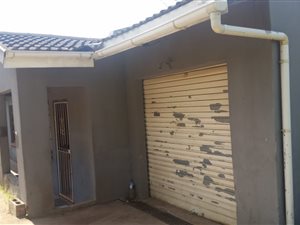 3 Bed House in Pineview