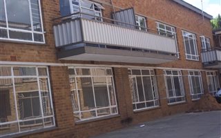 2 Bedroom Apartment in Vereeniging