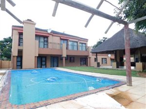 5 Bed House in Wierda Park