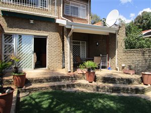 3 Bed Townhouse in Bedford Park