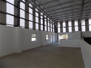 353 m² Industrial space in Linbro Park