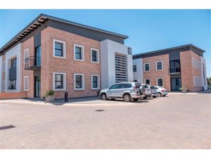 95 m² Office Space in Honeydew