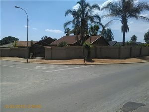 2 Bedroom House in Birchleigh North