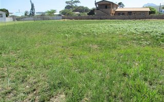 1148 m² Land available in Kleinmond
