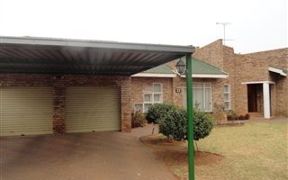 3 Bedroom House in Vanderbijlpark SE4
