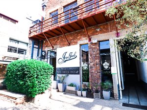 110 m² Commercial space in Maboneng