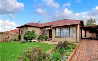 3 Bedroom House in Roseacre