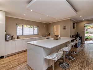 4 Bed House in Norscot