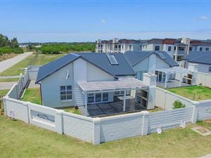 3 Bed House in Pinelands