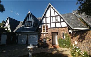 3 Bedroom Duplex in Grimbeek Park
