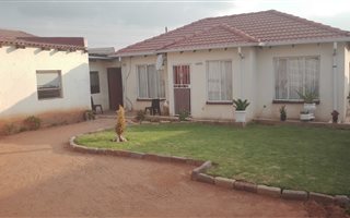 3 Bedroom House in Riverlea